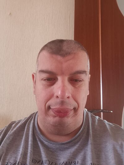  ,   Rudik, 36 ,   ,   