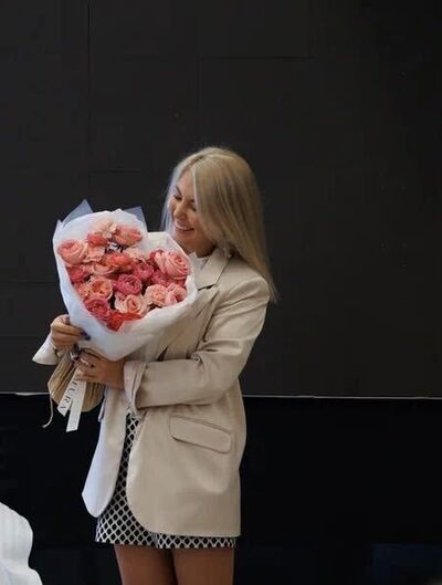 ,   Nika, 38 ,   c 