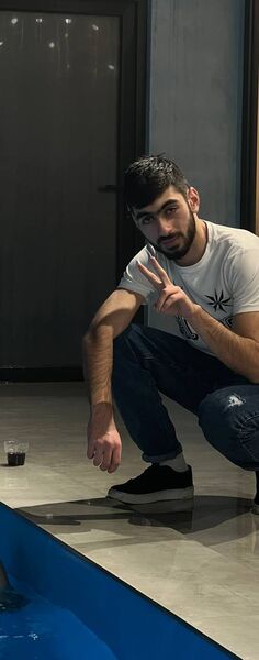  ,   Vrej, 21 ,   ,   