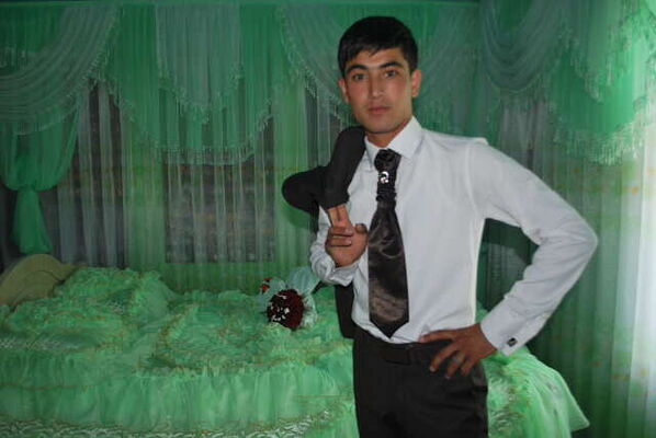  ,   Dadaxon, 32 ,   ,   
