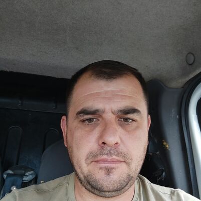  ,   Sergei, 42 ,   ,   