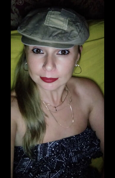  ,   Anna, 42 ,   ,   