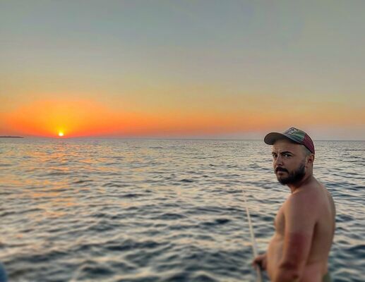  Nicosia,   Enes, 34 ,   ,   , c 