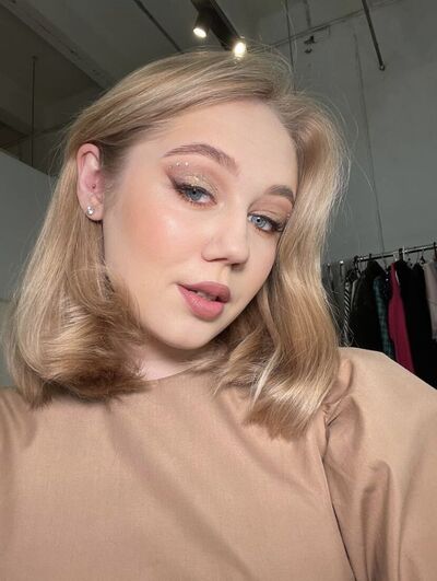  -,   , 25 ,   