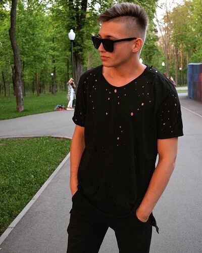  ,   Igor, 25 ,   ,   