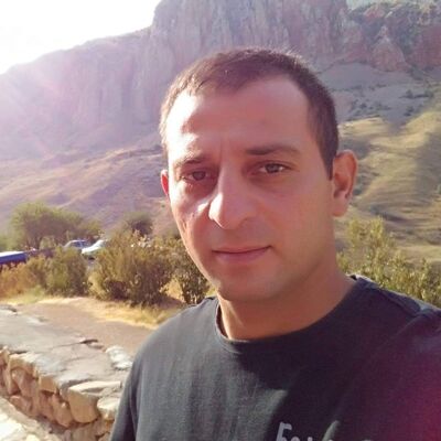  ,   Artur, 42 ,   ,   , c 