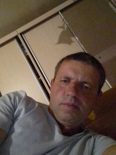  ,   Alik, 43 ,   c 