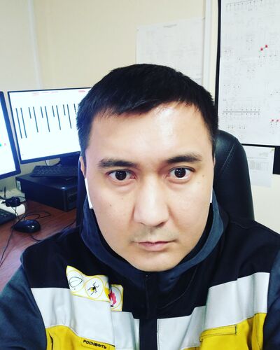  ,   Maxim, 38 ,   ,   , c 