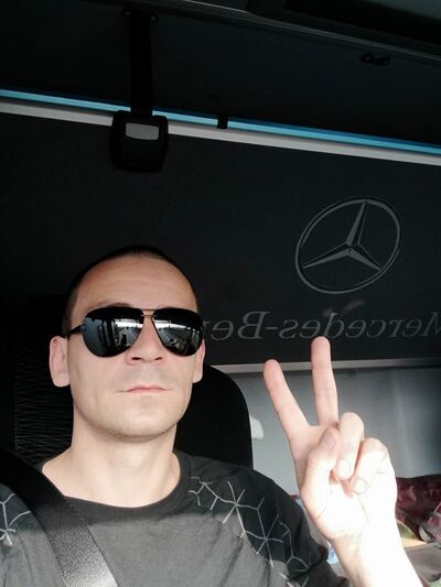  ,   Aleh, 42 ,   ,   