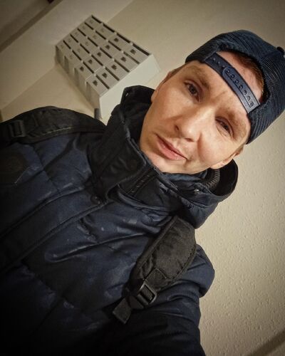  ,   Viktor, 27 ,   ,   , c 