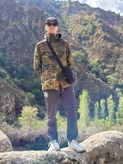  ,   Leo, 28 ,   ,   , c 