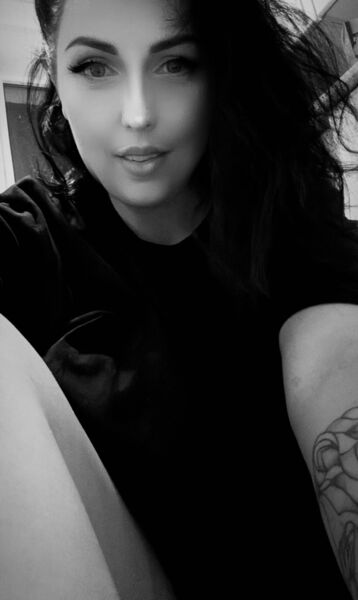  ,   Irina, 40 ,   ,   