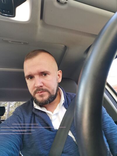  ,   Mike, 37 ,   ,   , c , 