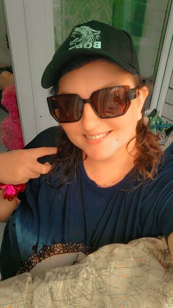  ,   Roxie, 35 ,   ,   , c , 