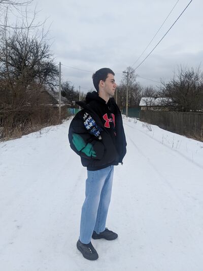  ,   Pavel, 21 ,     , c , 