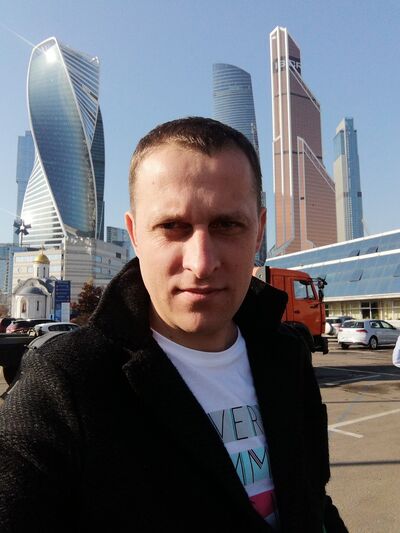  ,   Sergey, 43 ,  