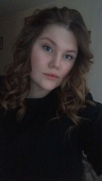  ,   Viktoria, 22 ,   ,   