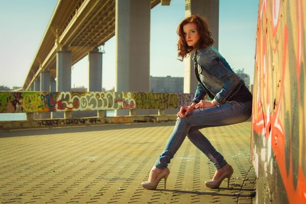  Moldova Noua,   Anya, 30 ,  