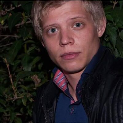 ,   Artem, 35 ,   