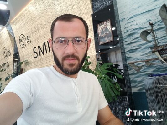  ,   Mishka, 35 ,   ,   