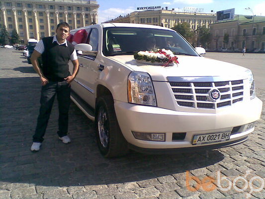  ,   Alex, 36 ,   