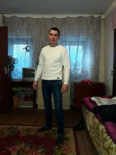  ,   Andrei, 33 ,     , c 