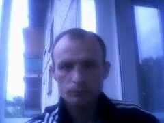  12989779  VADIM, 46 ,    