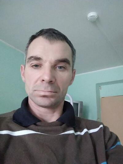  ,   Robert, 48 ,   ,   , c 