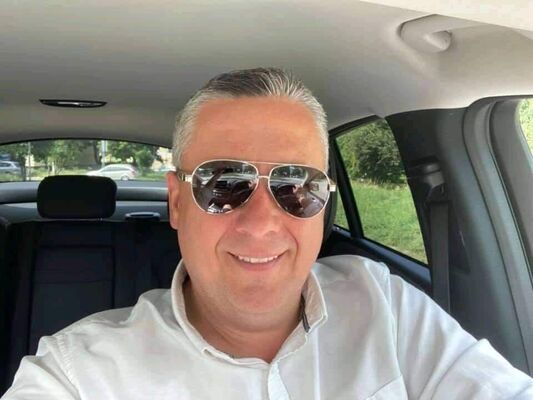  Kale,   Dennis, 59 ,   ,   