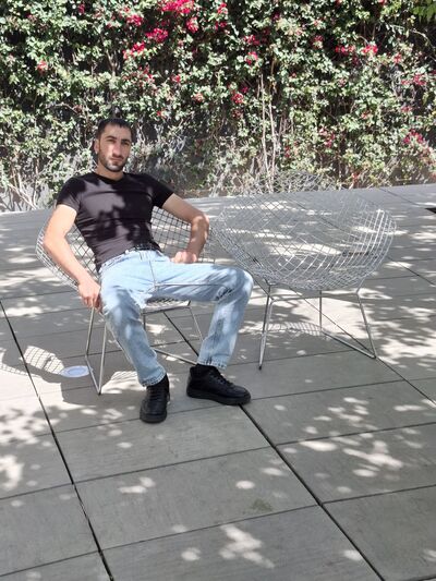  ,   Alex, 33 ,   ,   