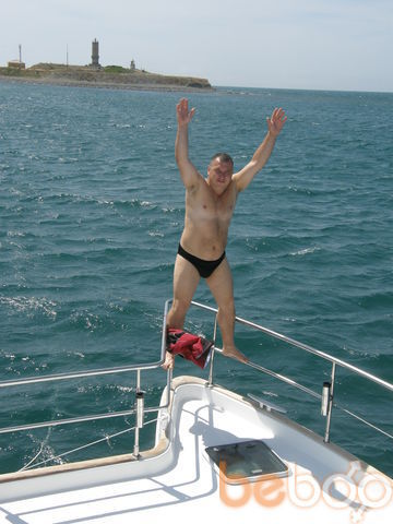  ,   Denis, 47 ,     , c 