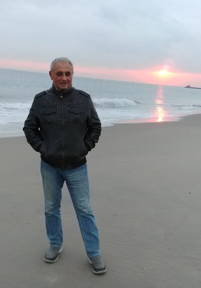  New York City,   Vladislav, 58 ,   ,   