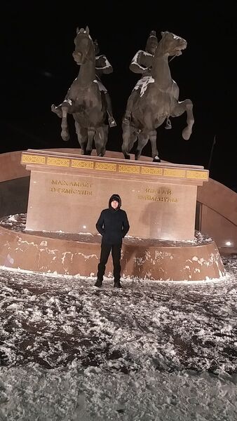  ,   Anuka, 37 ,   ,   , c 