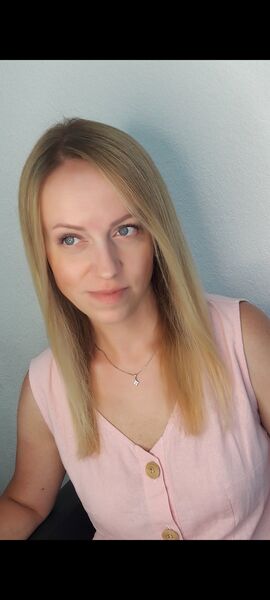  ,   Zhanna, 48 ,   c 