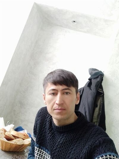  ,   Otabek, 37 ,  