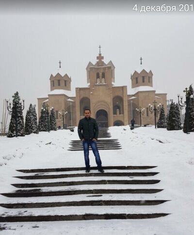  ,   Armen, 45 ,     , c 