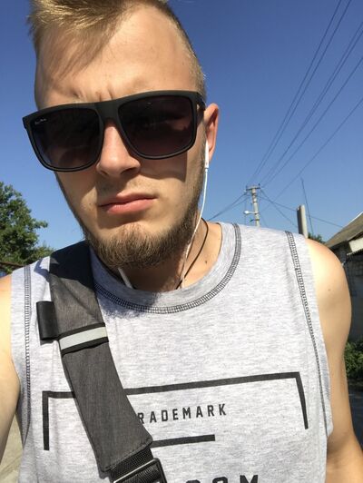  ,   Dmitriy, 27 ,   