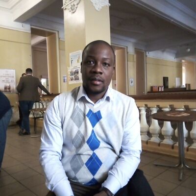  ,   Narcisse, 33 ,   ,   