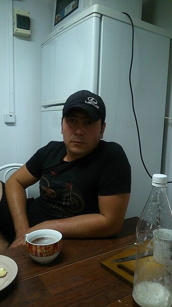  ,   Akmal, 35 ,     , c 