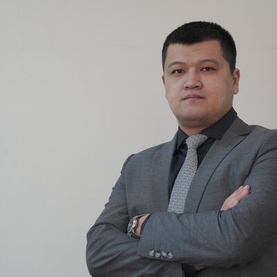  ,   Pakhlavon, 33 ,   ,   