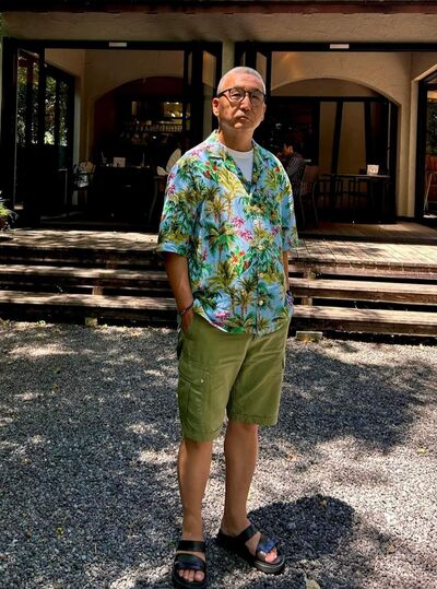  ,   Yong Qiang, 62 ,   c 