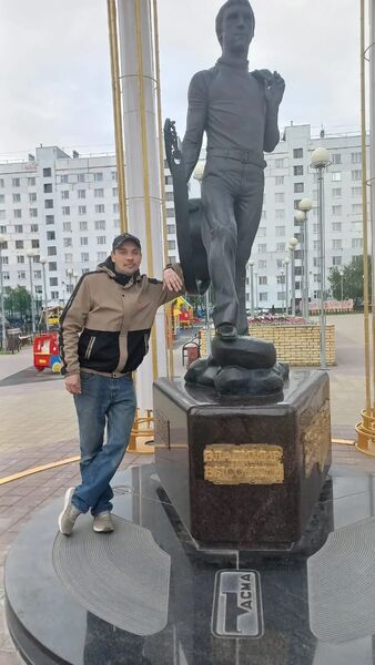   ,   Denis, 41 ,     , c 