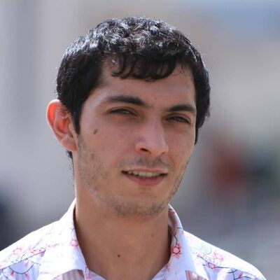  ,   Davit, 35 ,   ,   