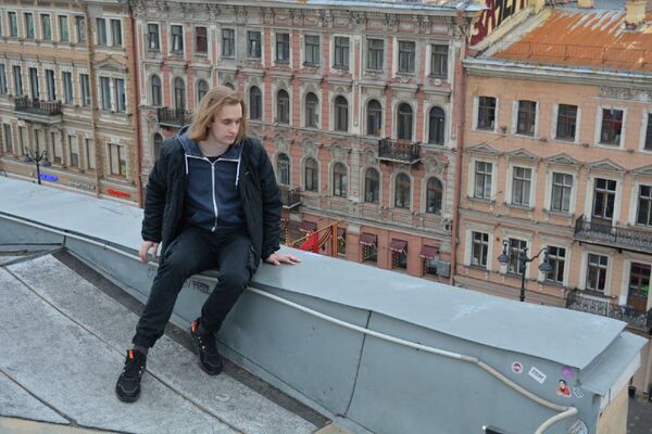  -,   , 27 ,  