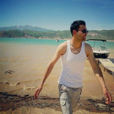  ,   Axiles, 24 ,     