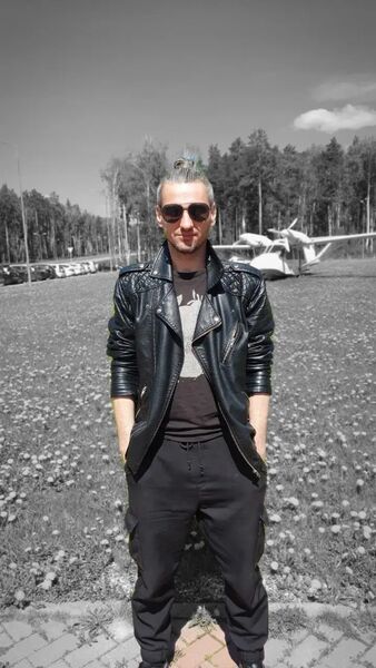  ,   Constantin, 37 ,   ,   