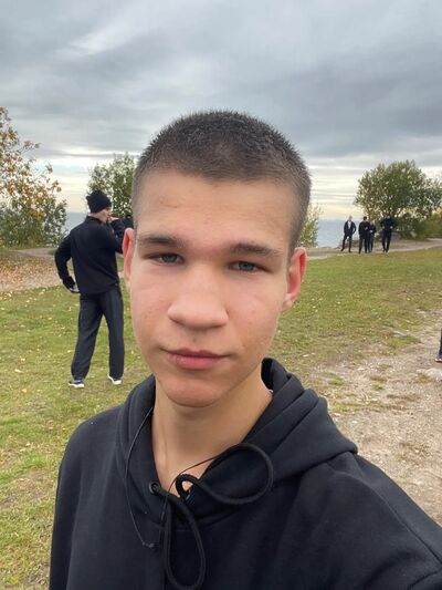  -,   Alexander, 23 ,     , c 