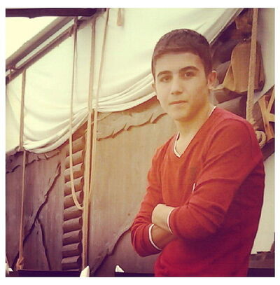  ,   Rasim, 32 ,   