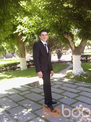  ,   Armen, 30 ,   