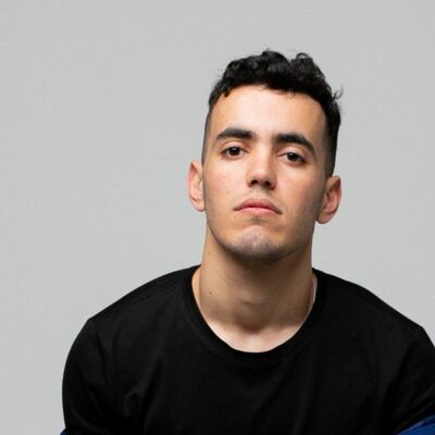  -,   Yuridrioz, 25 ,   ,   